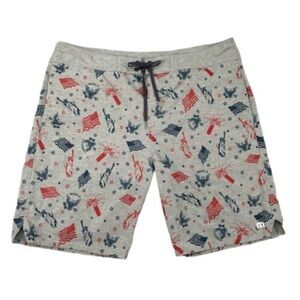 Travis Mathew Board Shorts Mens July 4th American Flag Patriotic USA Flag Sz 34